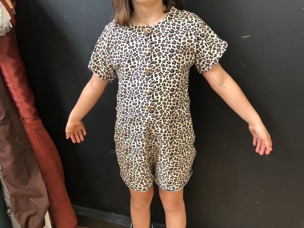 Combi short en jersey de coton léopard (Camille 9 ans)